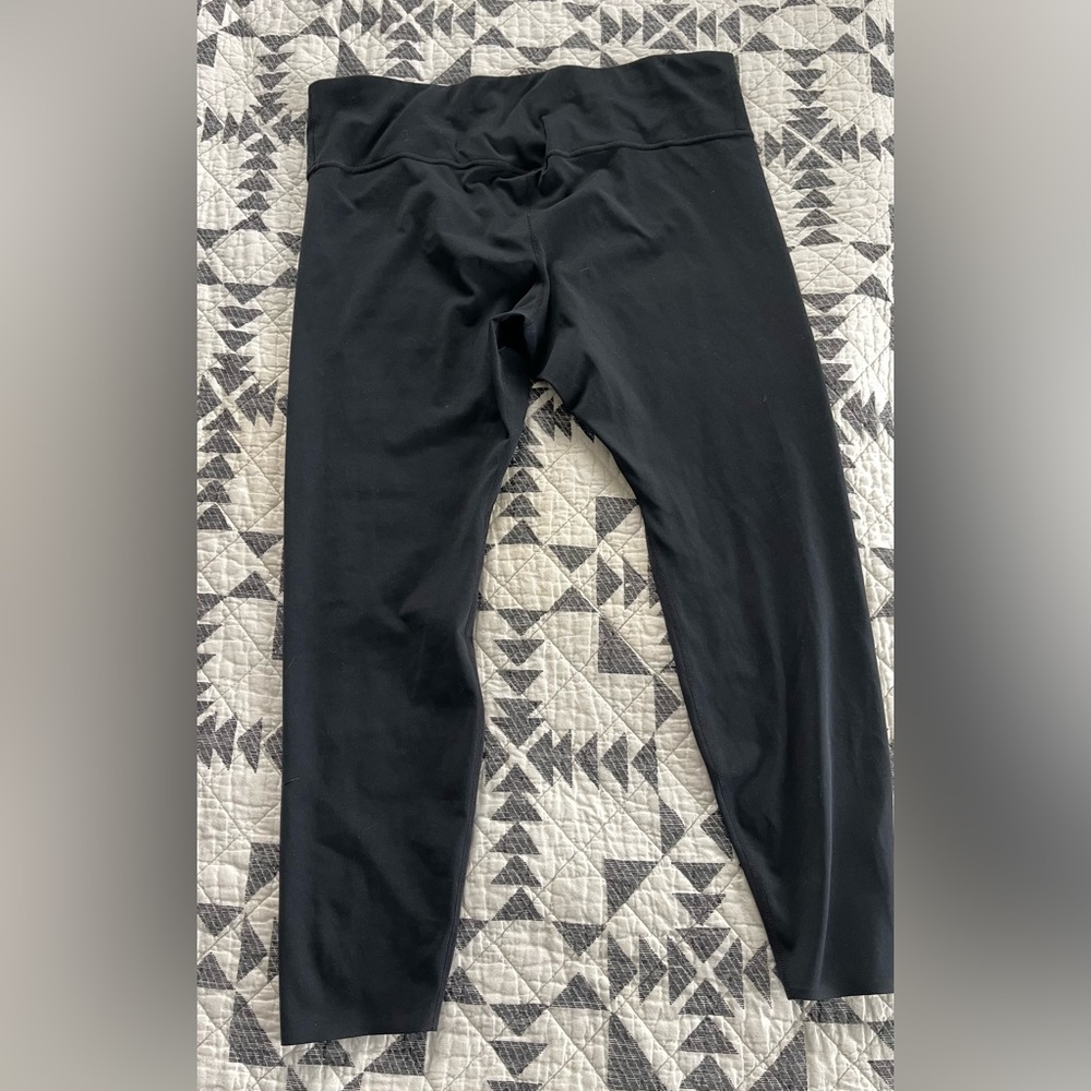 Nike Women’s Running Mid Cropped Legging Size 1X